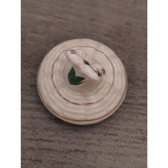 Japanese Basket Weave Porcelain Creamer and Sugar Bowl with Lid - Picture 7 of 12